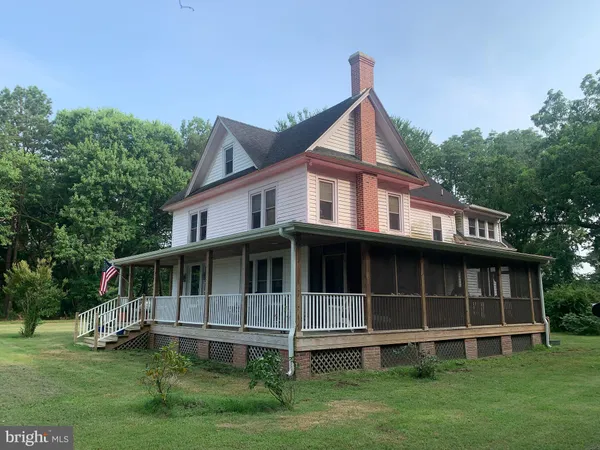$2,050,000 | 18646 Airport Drive, Melfa, VA 23410