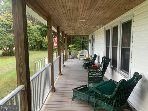 $2,050,000 | 18646 Airport Drive, Melfa, VA 23410