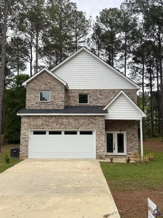 $299,000 | 238 Wood Oak Circle, Cochran, GA 31014