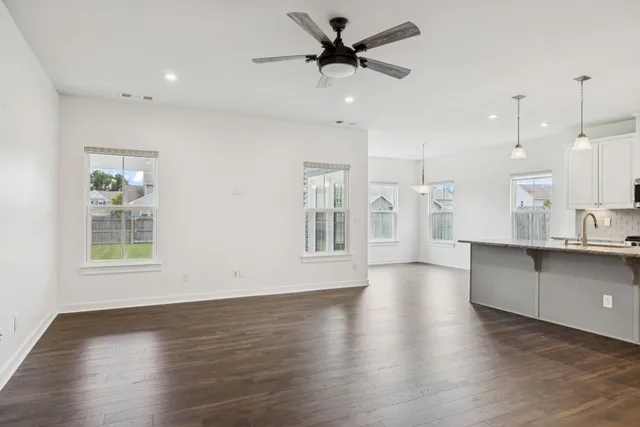 $636,000 | 1829 Amesbury Lane, Nashville, TN 37221