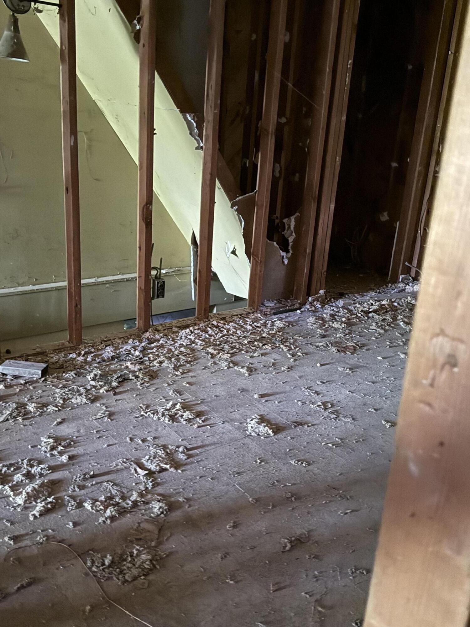 11108 Silver Lake Road South Lyon, MI 48178 - Photo 25 of 31 Main Floor