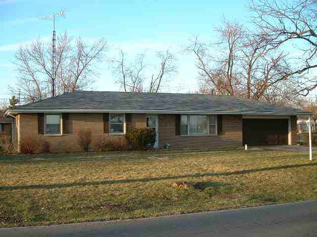 5208 West Petty Road Muncie, IN 47304 - Photo 1 of 9 Gallery Image 1