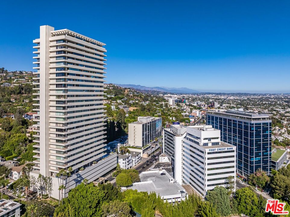 9255 Doheny Road, Unit 1901 West Hollywood, CA 90069 - Photo 18 of 23 a view of a city with tall buildings