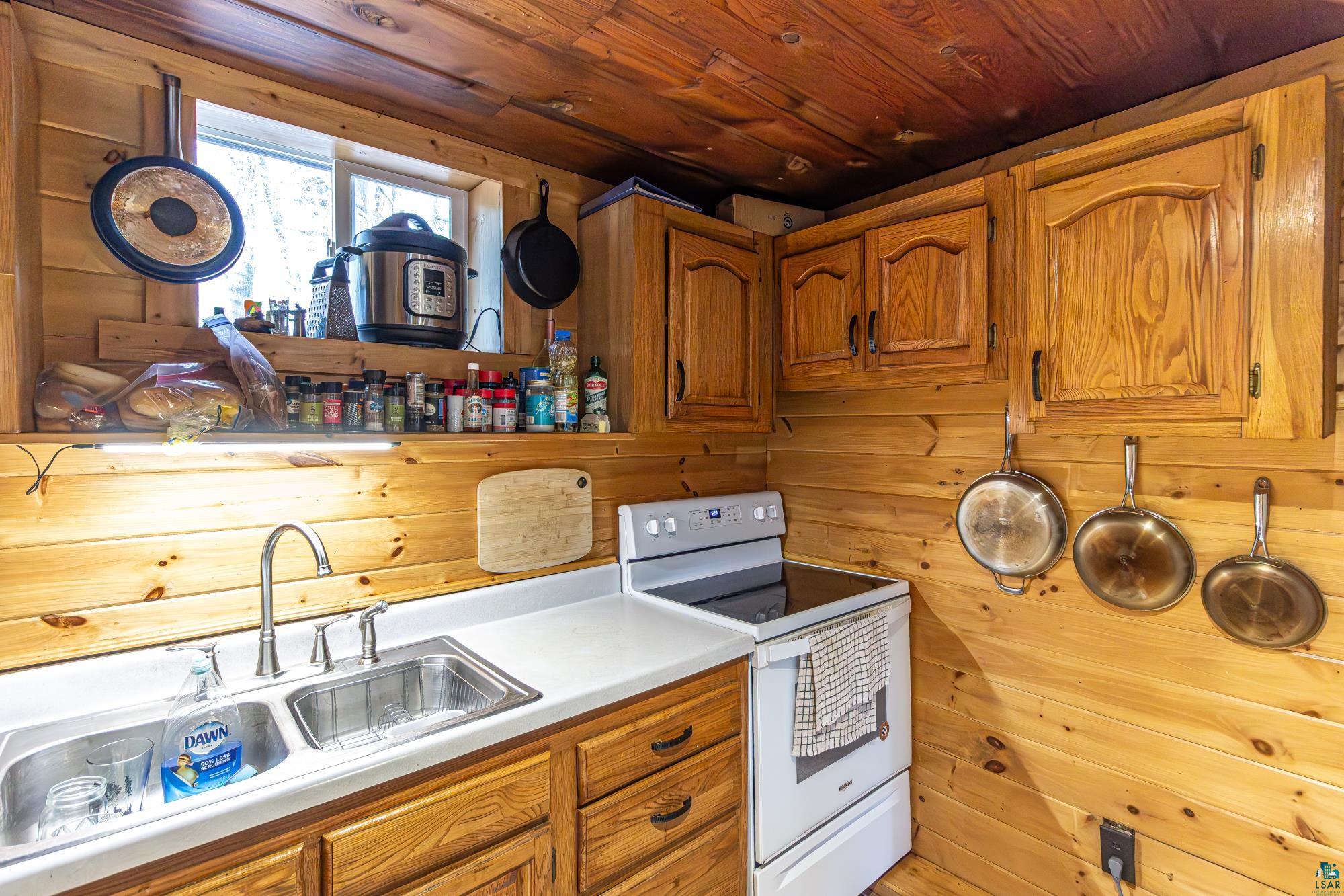 8817 Beatty Road Cook, MN 55723 - Photo 12 of 52