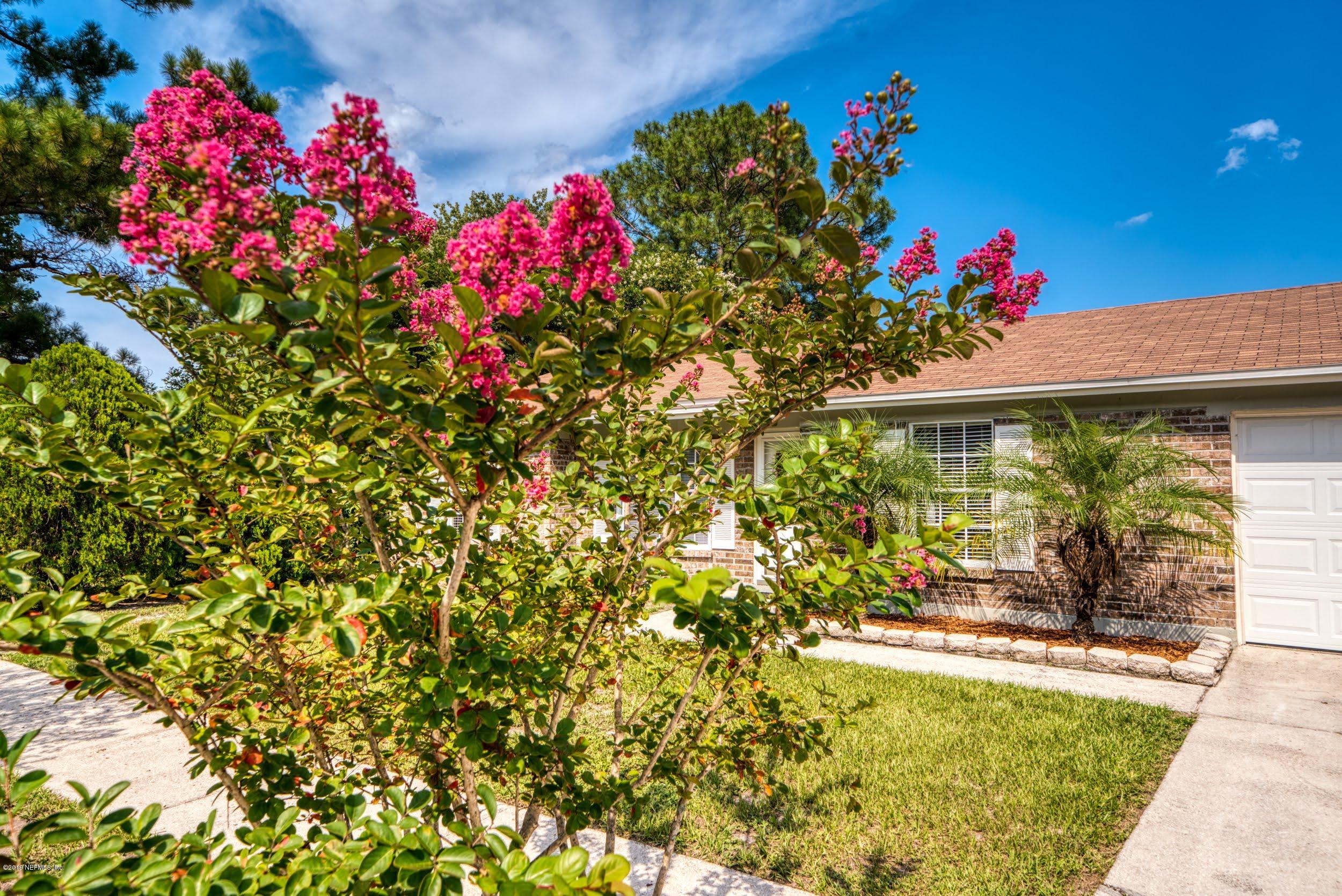 2569 Spring Lake Road West Jacksonville, FL 32210 - Photo 5 of 22 Front