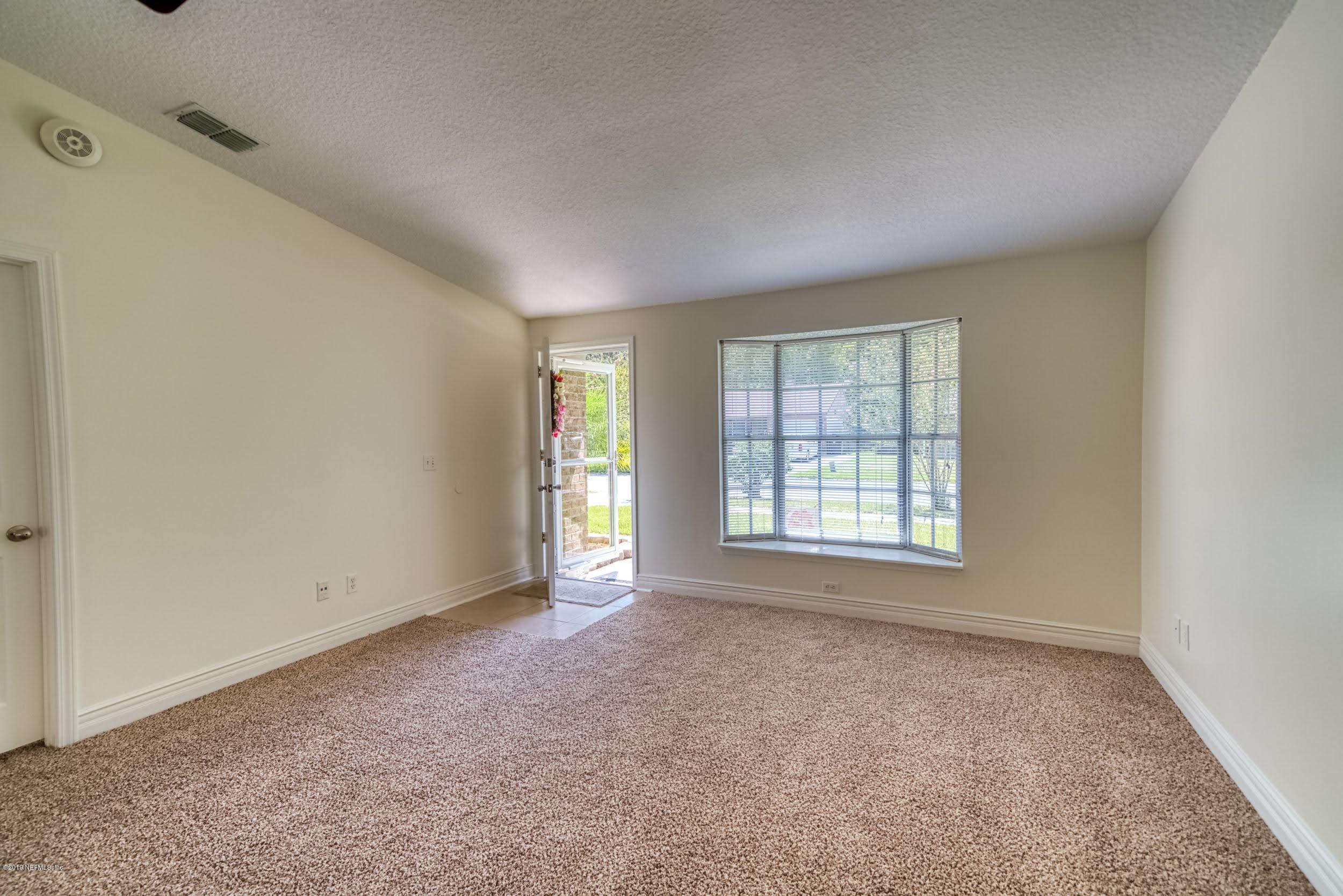 2569 Spring Lake Road West Jacksonville, FL 32210 - Photo 7 of 22 Living/Dining Combo