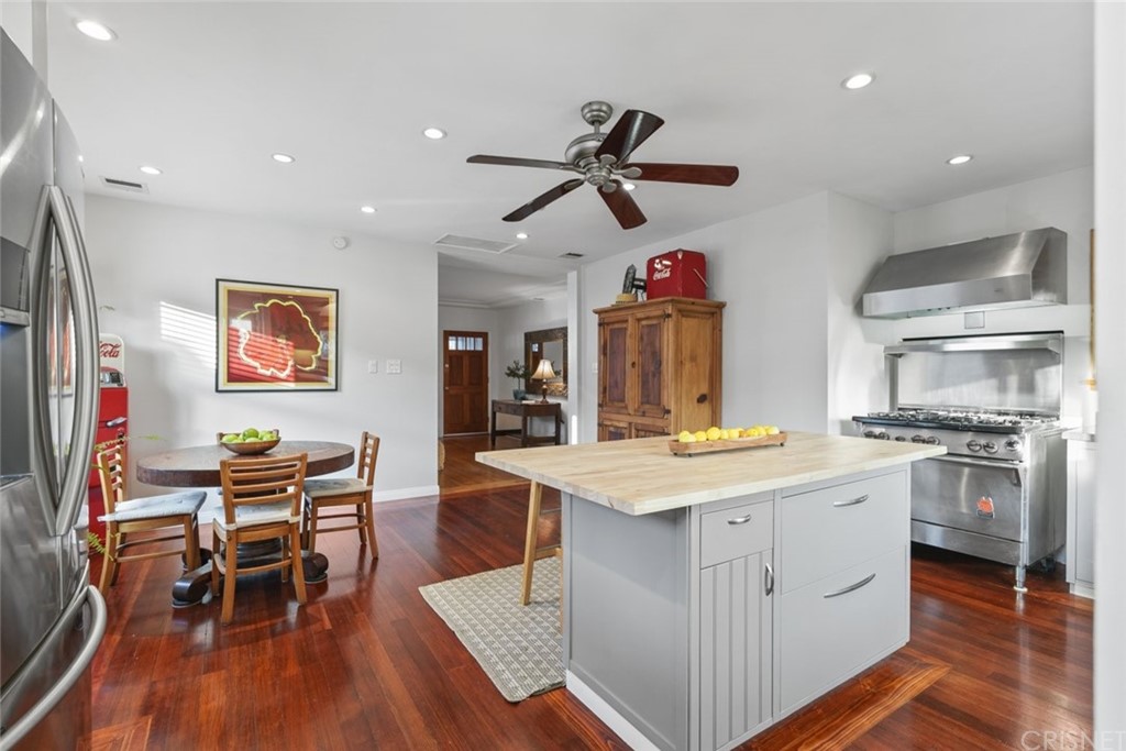 3965 McLaughlin Avenue Mar Vista, CA 90066 - Photo 19 of 46