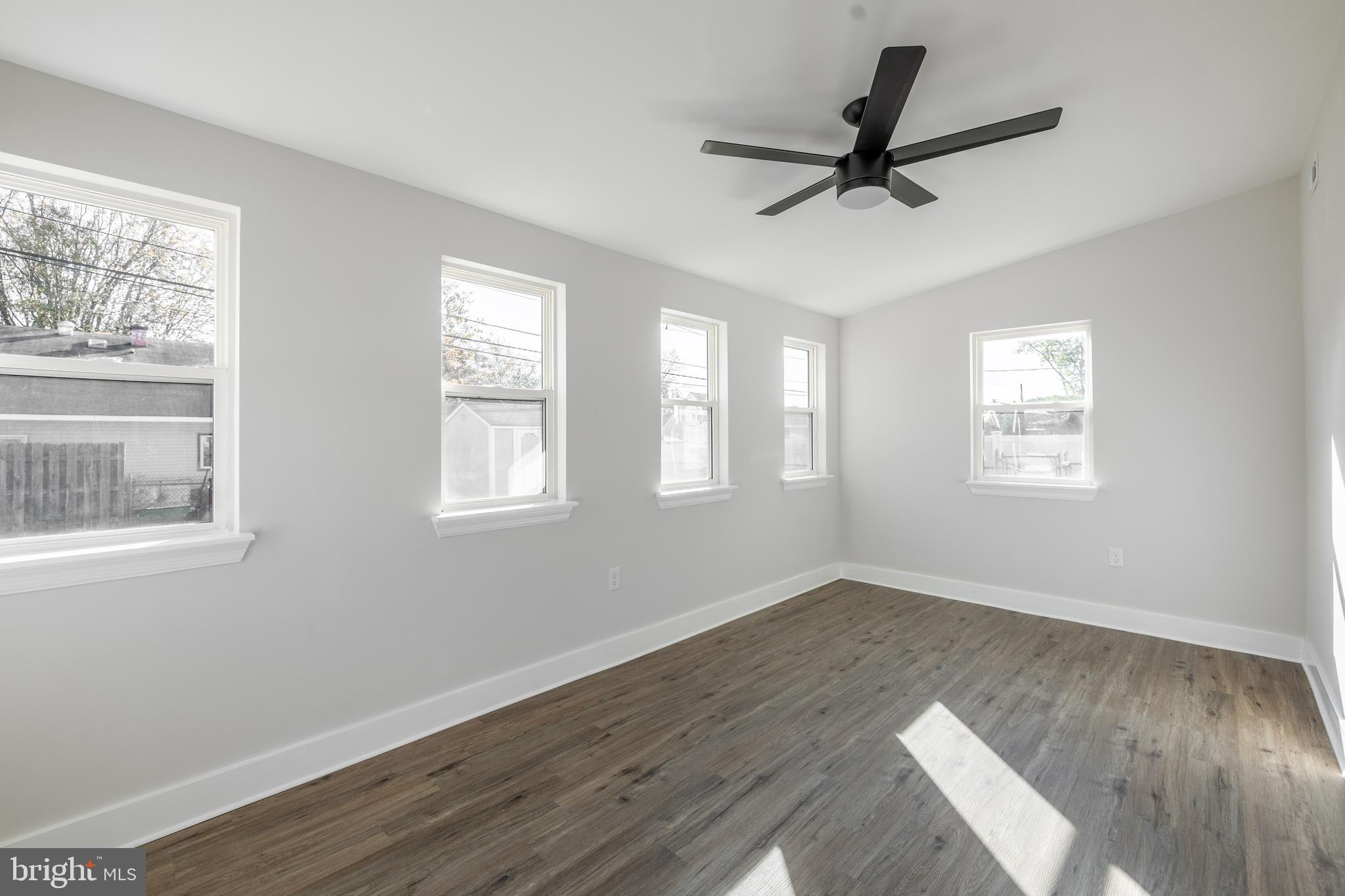 18 Viewpoint Lane Levittown, PA 19054 - Photo 14 of 30