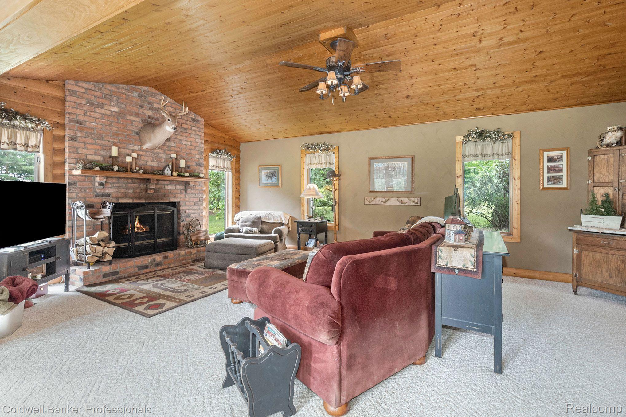 5221 Country Squire Road Dryden, MI 48428 - Photo 11 of 46 Gallery Image 11