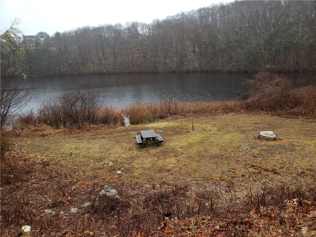 17 Bottom Ridge Westerly, RI 02891 - Photo 3 of 4