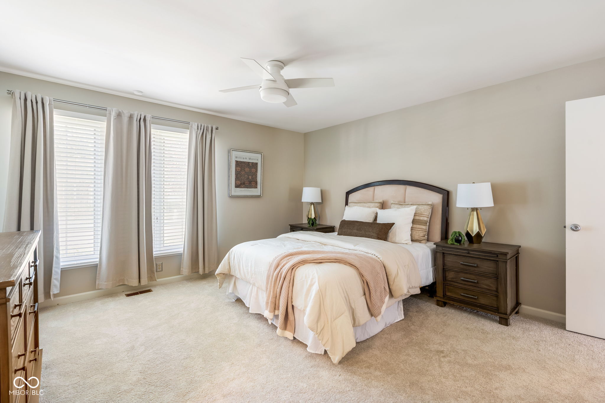 12427 Charing Cross Road Carmel, IN 46033 - Photo 16 of 32