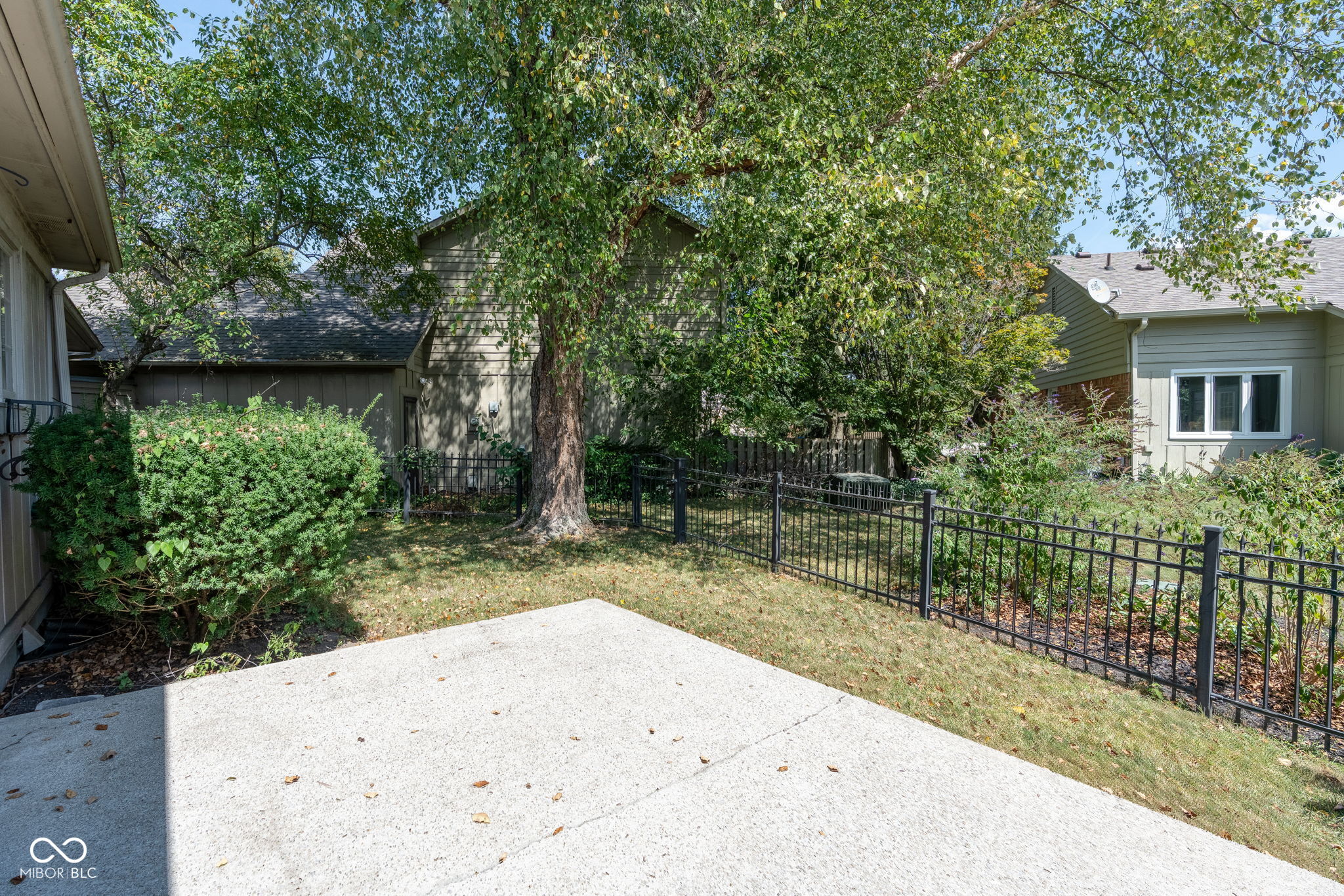 12427 Charing Cross Road Carmel, IN 46033 - Photo 24 of 32