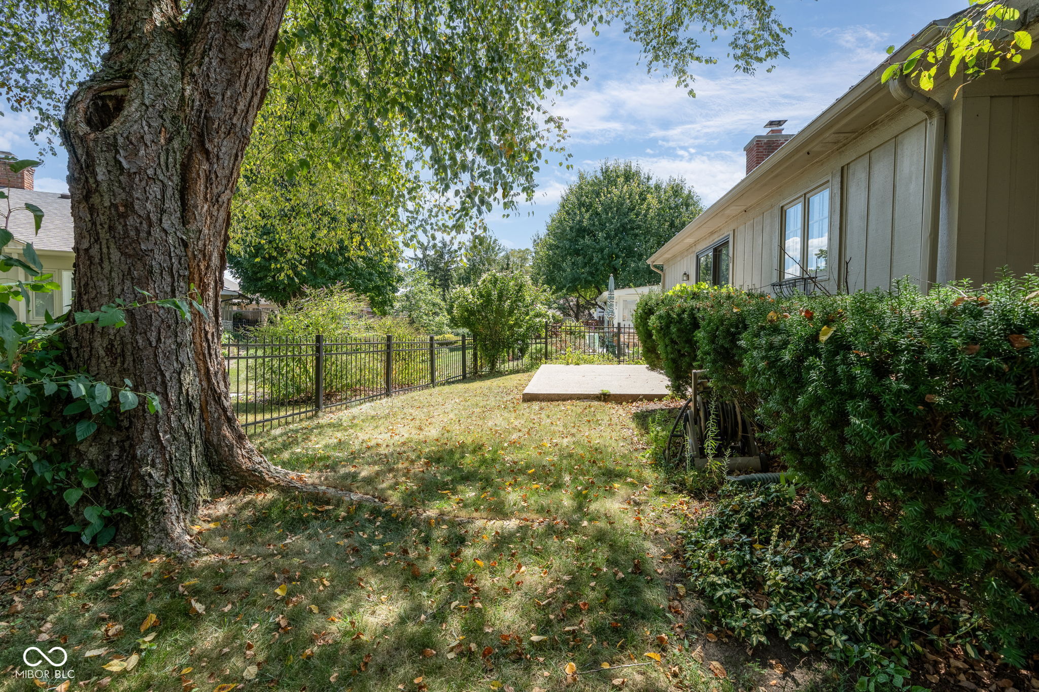 12427 Charing Cross Road Carmel, IN 46033 - Photo 25 of 32