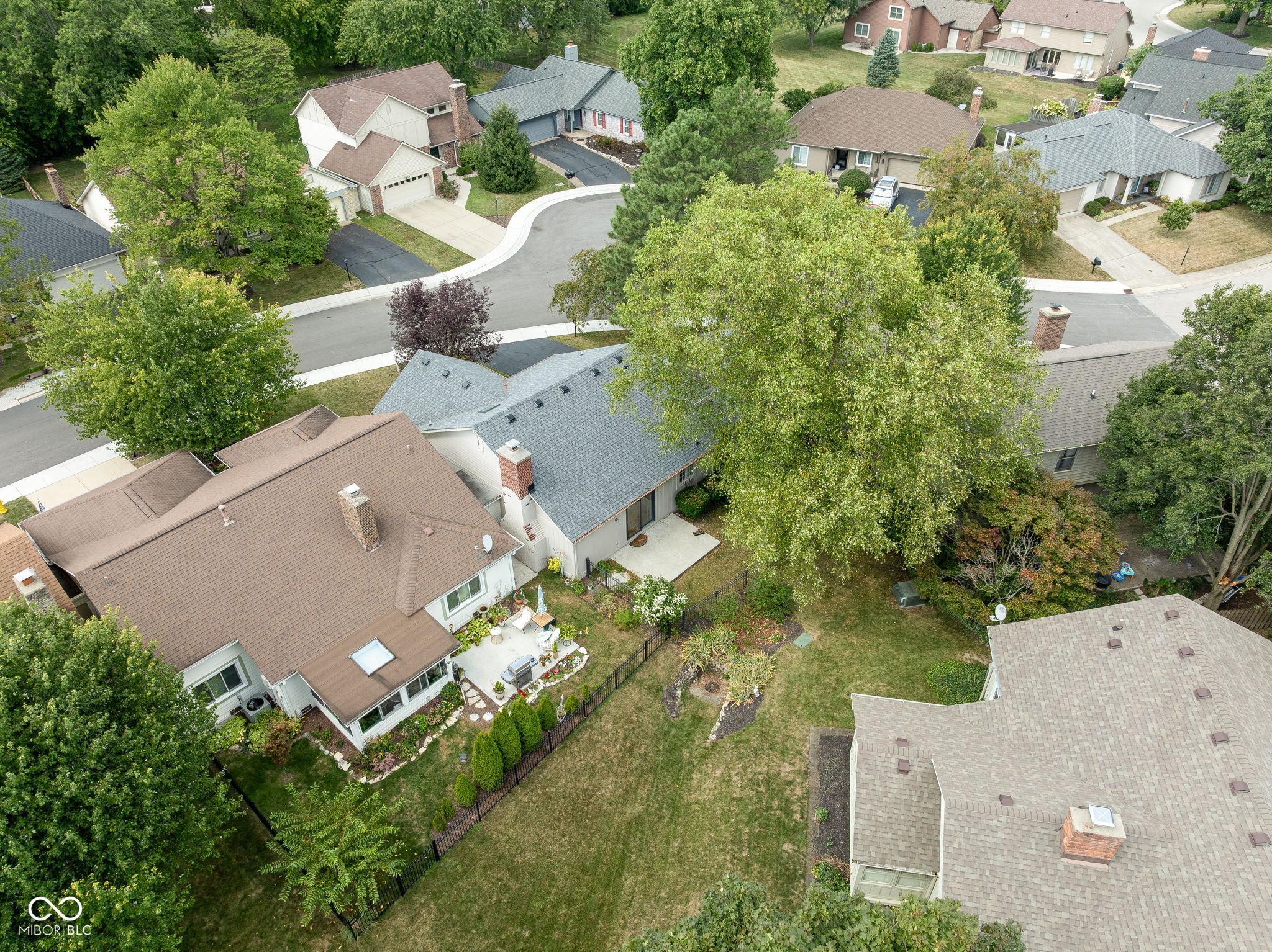 12427 Charing Cross Road Carmel, IN 46033 - Photo 30 of 32