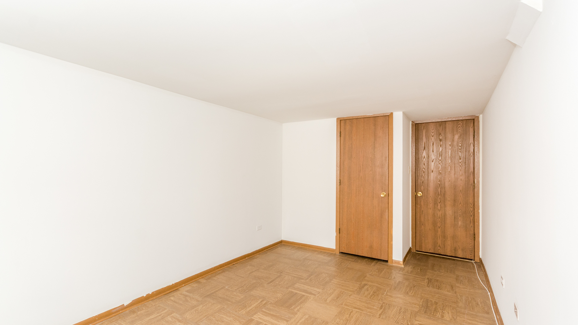 10205 South Springfield Avenue Chicago, IL 60655 - Photo 23 of 34 a view of an empty room