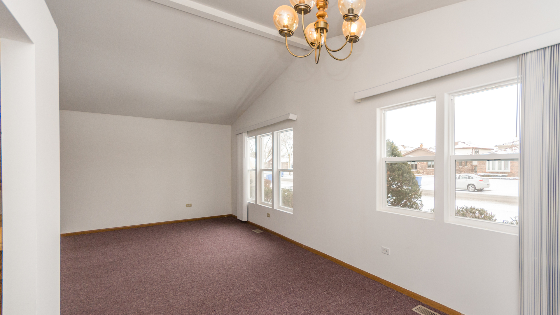 10205 South Springfield Avenue Chicago, IL 60655 - Photo 7 of 34 a view of livingroom with windows