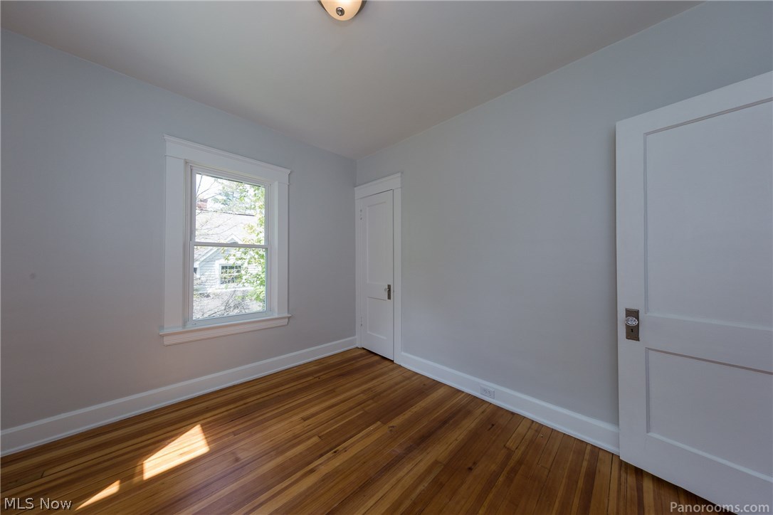 2638 Queenston Road Cleveland Heights, OH 44118 - Photo 15 of 35
