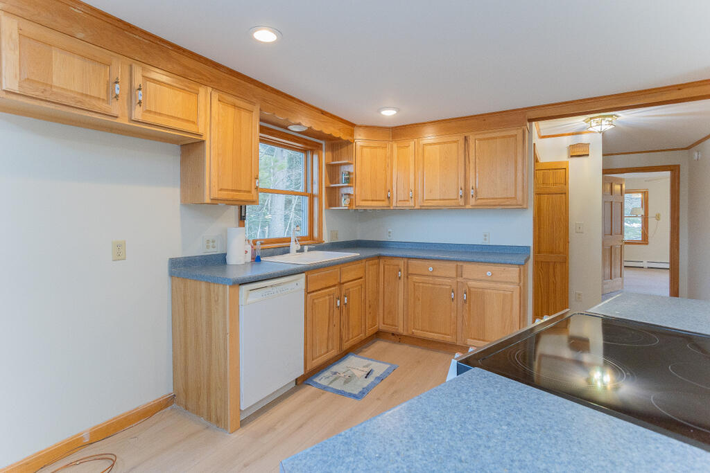 243 Sewall Road Farmington, ME 04938 - Photo 15 of 64 sandyriverrealty-11