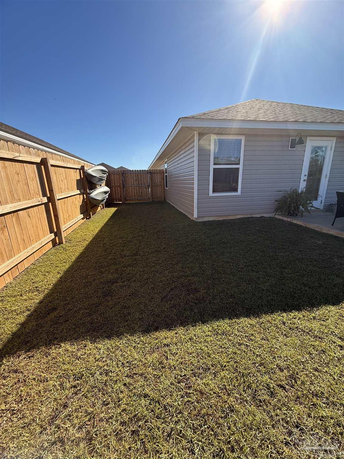 8 Spoonbill Street Cantonment, FL 32533 - Photo 3 of 22 a view of outdoor space