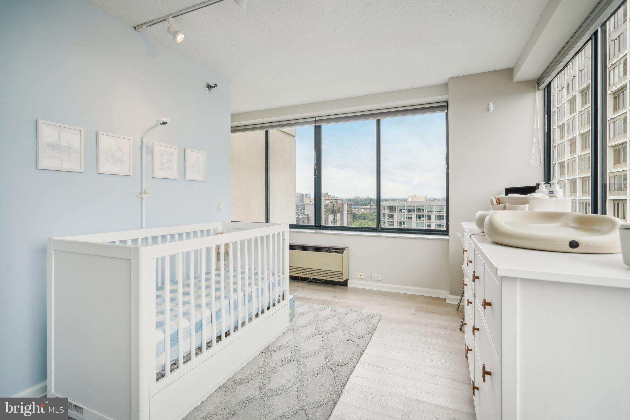 2001 Hamilton Street, Unit 1501 Philadelphia, PA 19130 - Photo 14 of 35