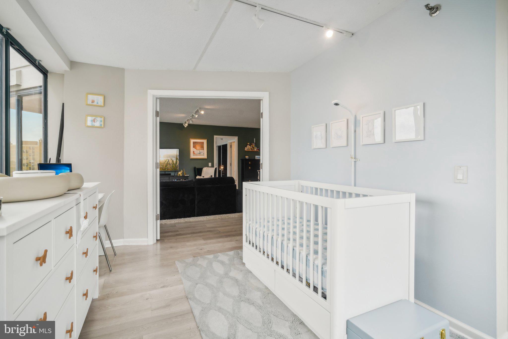 2001 Hamilton Street, Unit 1501 Philadelphia, PA 19130 - Photo 15 of 35