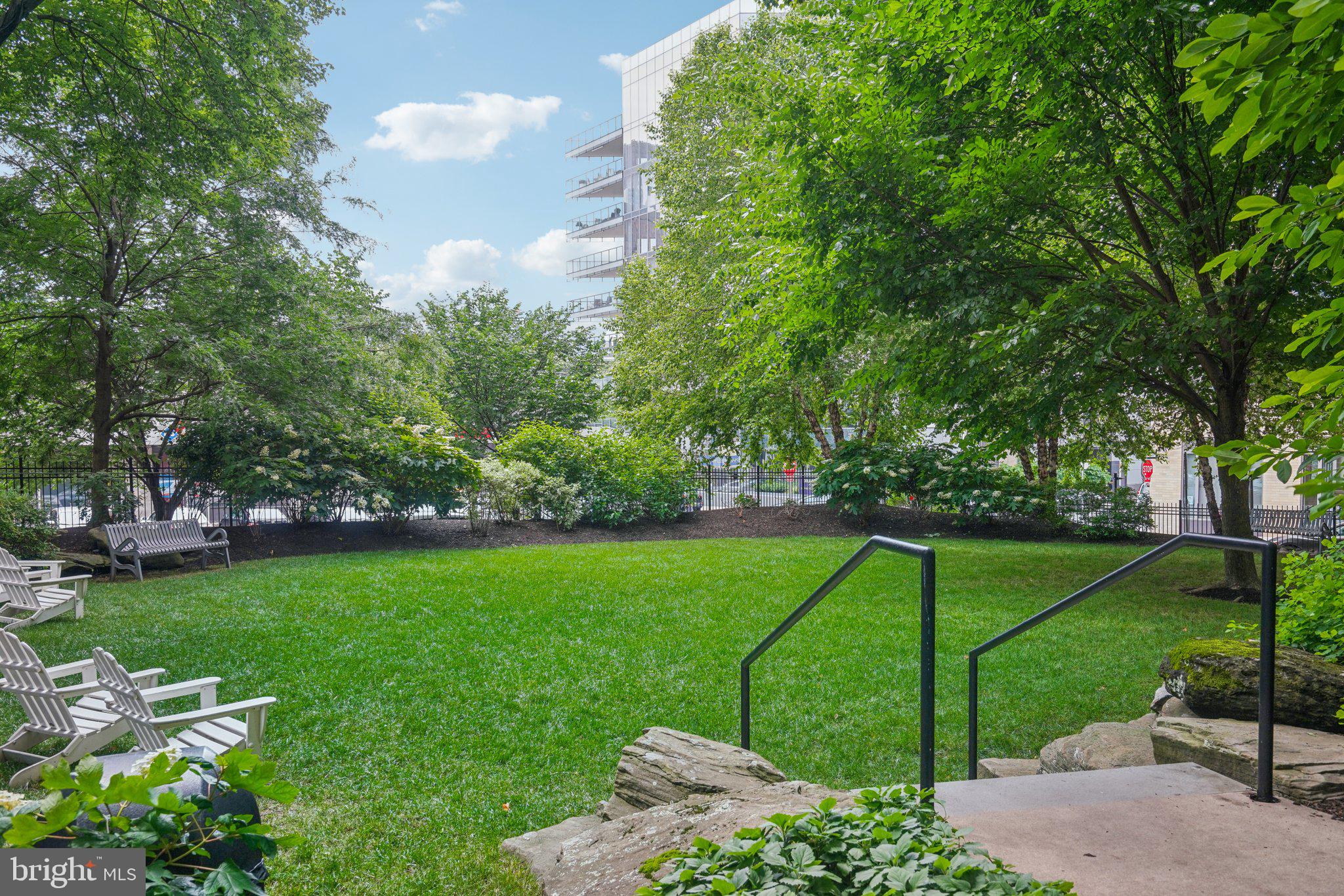 2001 Hamilton Street, Unit 1501 Philadelphia, PA 19130 - Photo 21 of 35