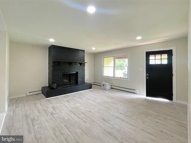 $3,000 | 249 Center Street, Little Egg Harbor, NJ 08087