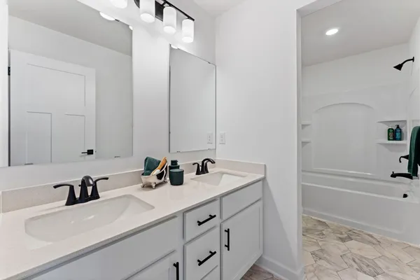 $640,875 | 1918 Timber Lane, Carver, MN 55315