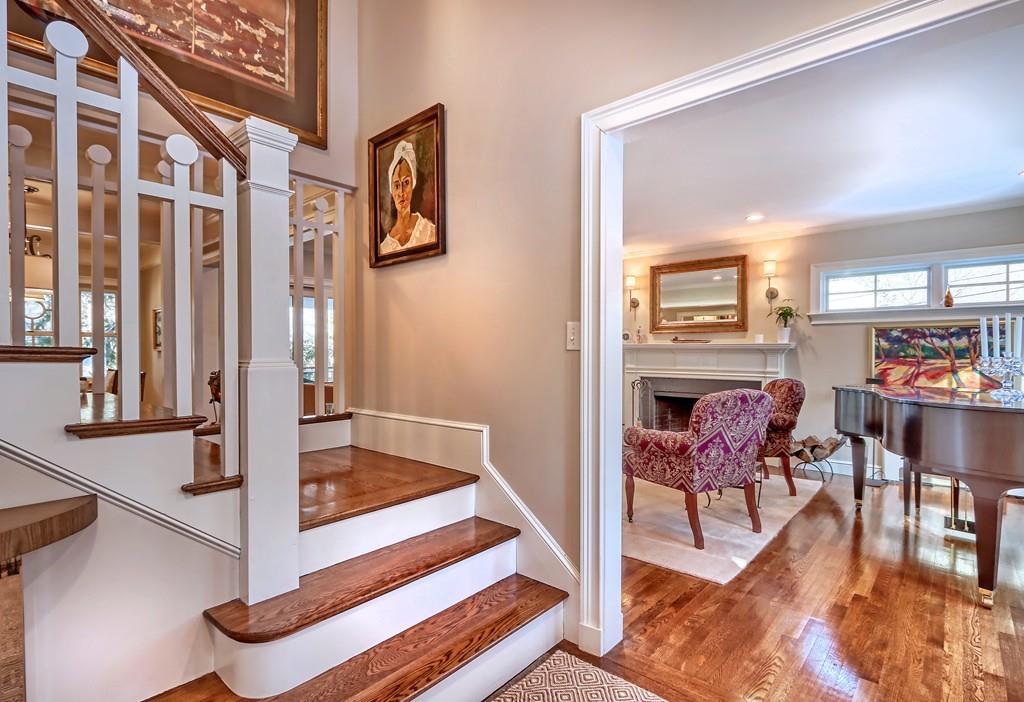 5 Richfield Road Newton, MA 02465 - Photo 3 of 31 Gallery Image 3