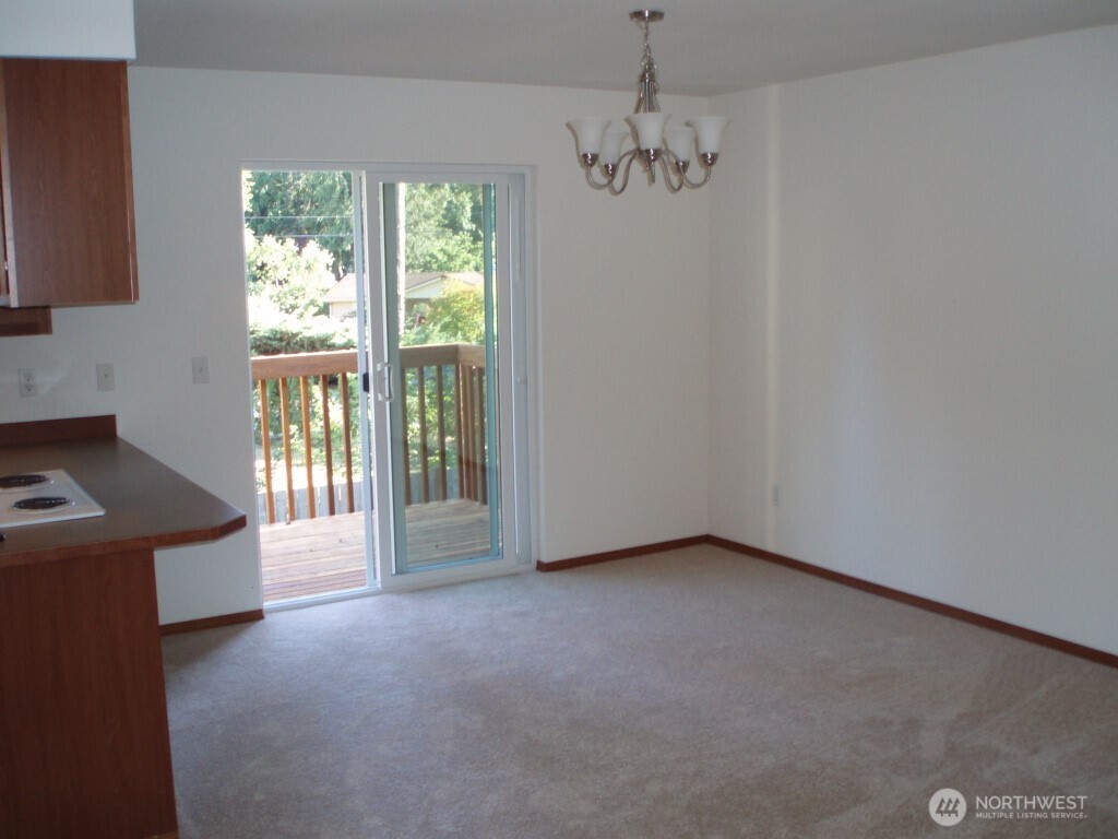 7223 Vandermark Road East Bonney Lake, WA 98391 - Photo 31 of 40