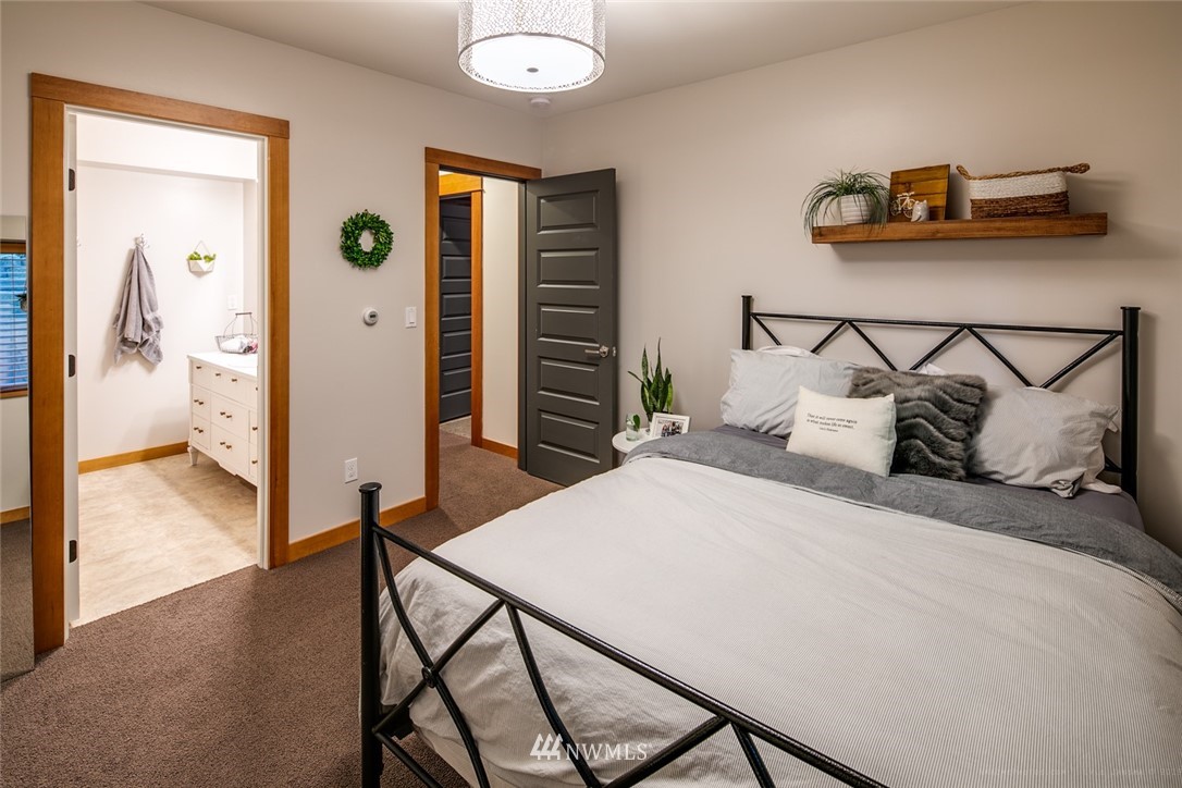 8359 Double Ditch Road Lynden, WA 98264 - Photo 19 of 25 Gallery Image 19