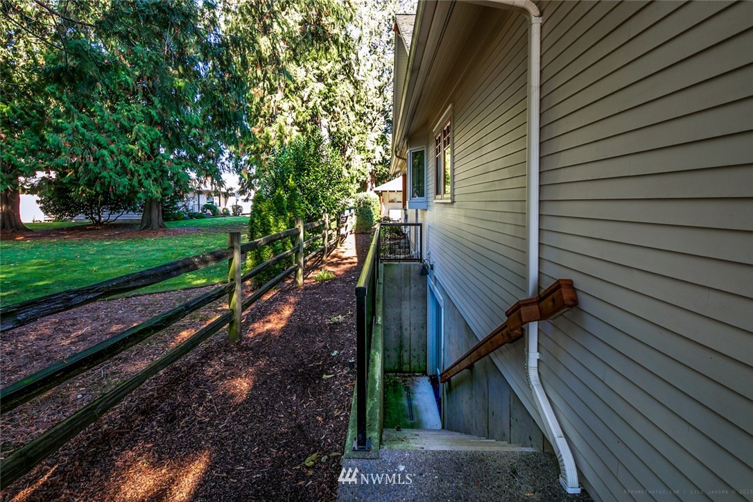 8359 Double Ditch Road Lynden, WA 98264 - Photo 25 of 25 Gallery Image 25