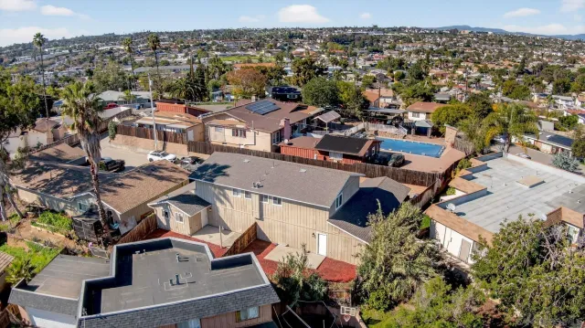 $1,200,000 | 631-633 Hillside Terrace, Vista, CA 92084