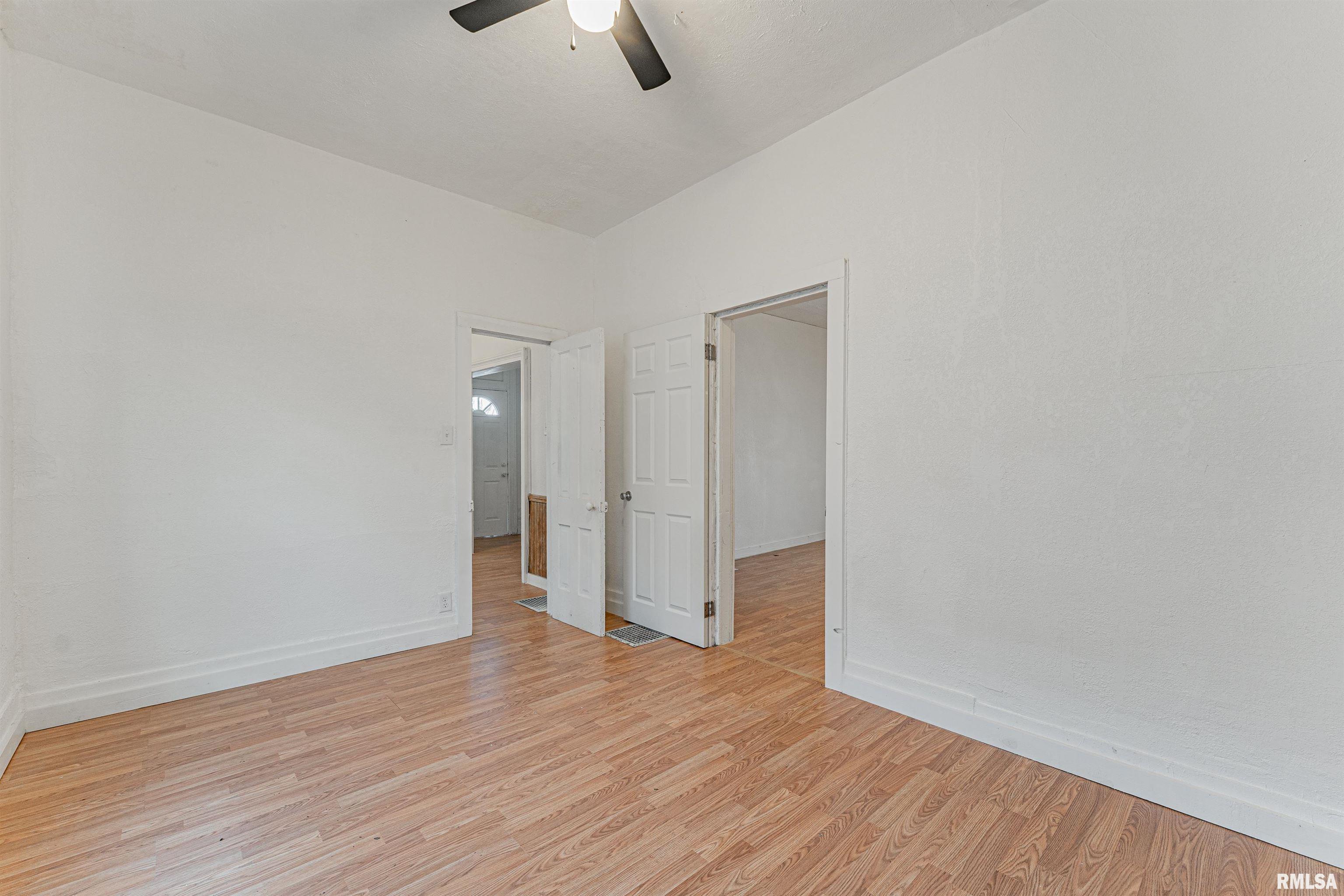 728 North Kickapoo Street Lincoln, IL 62656 - Photo 12 of 23 Gallery Image 12