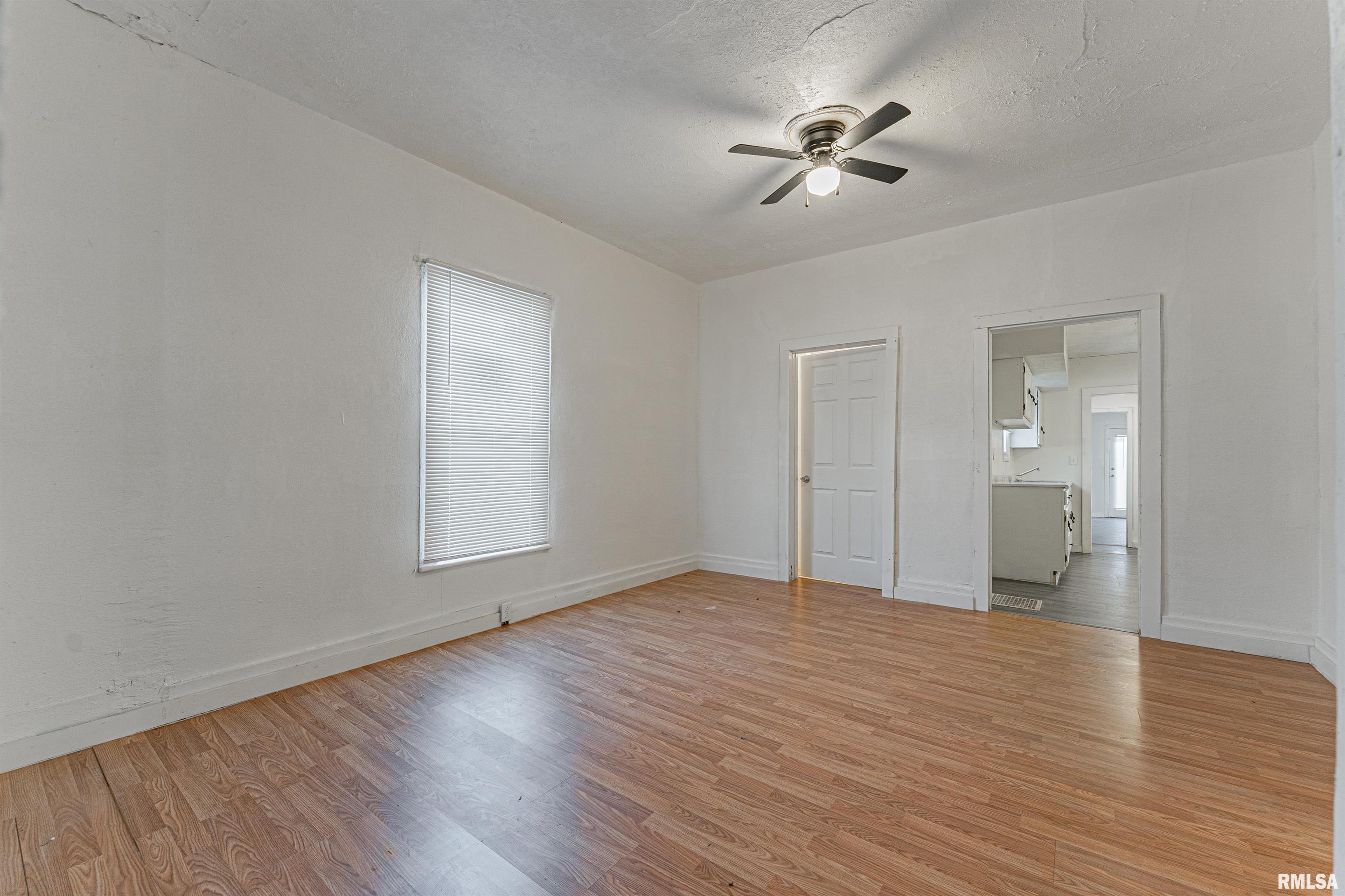 728 North Kickapoo Street Lincoln, IL 62656 - Photo 10 of 23 Gallery Image 10