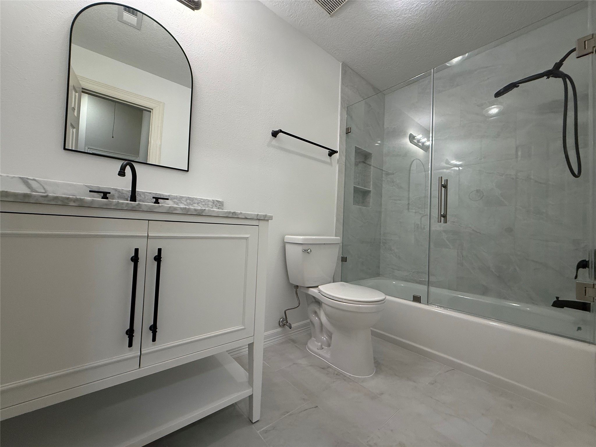 509 Pecan Loop Drive Baytown, TX 77523 - Photo 12 of 18