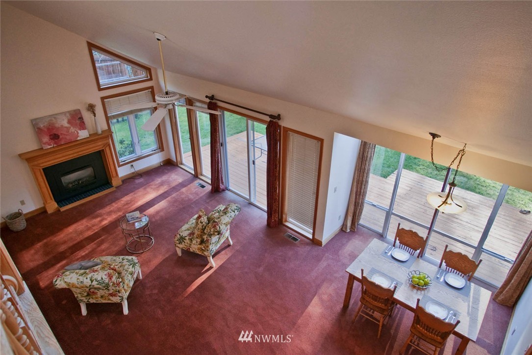 4013 Grove Road Northwest Olympia, WA 98502 - Photo 3 of 17 Gallery Image 3