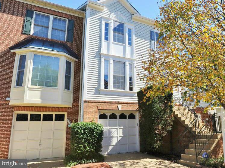 6349 Simmer Circle Springfield, VA 22150 - Photo 1 of 25 6349 Simmer Circle