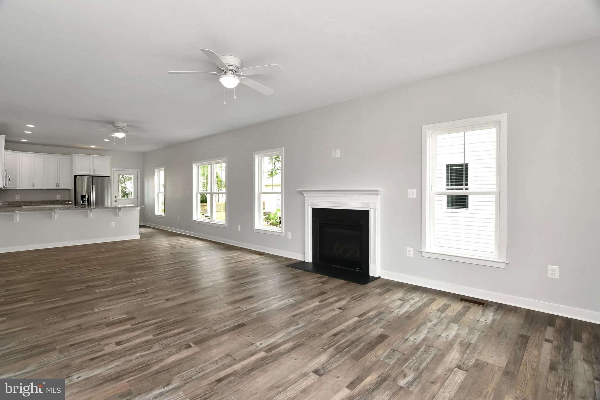 324 3rd Colonial Beach Colonial Beach, VA 22443 - Photo 4 of 10