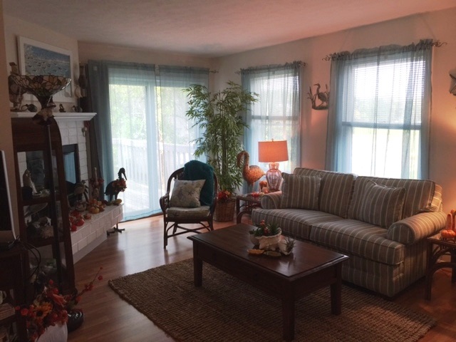 6 Veterans Road, Unit 16 Amherst, NH 03031 - Photo 3 of 17