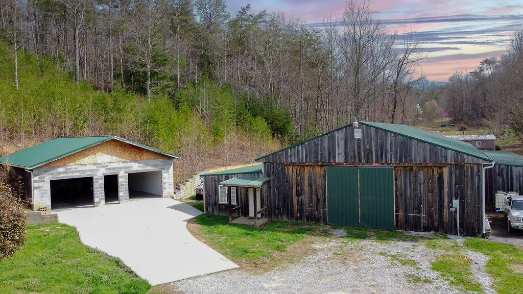 3407 Middle Creek Road Afton, TN 37616 - Photo 3 of 20 middlecreekroad(1)