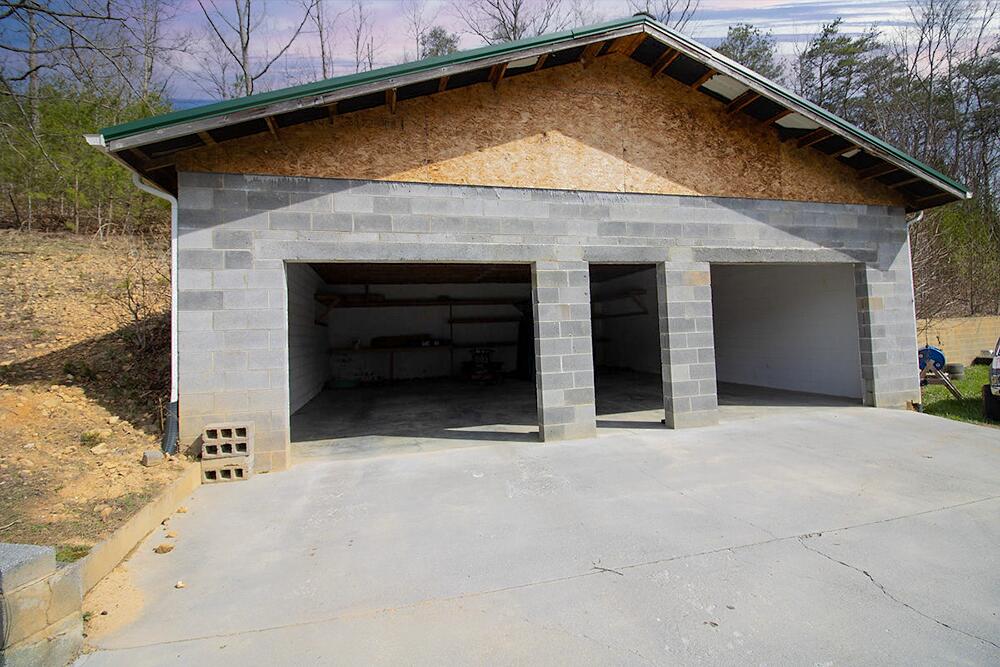 3407 Middle Creek Road Afton, TN 37616 - Photo 6 of 20 middlecreekroad(14)
