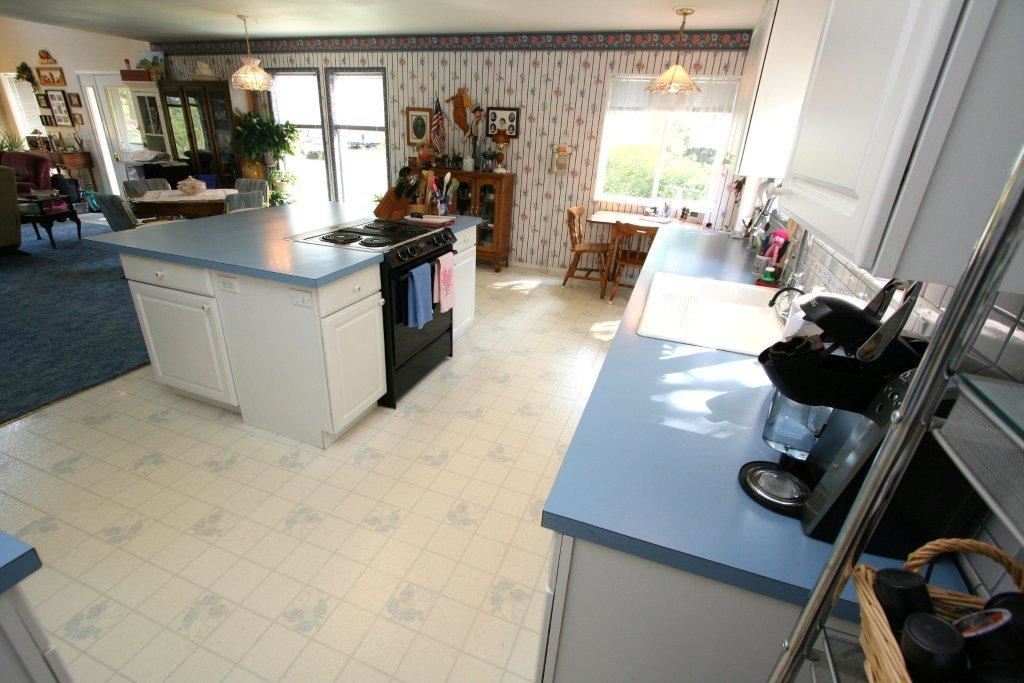 17312 East Scribner Road Spokane, WA 99217 - Photo 6 of 20