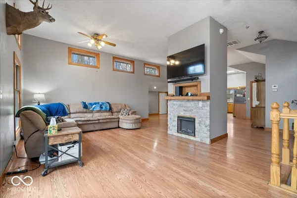$475,000 | 10280 West 300 South, Parker City, IN 47368