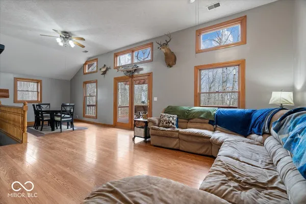 $475,000 | 10280 West 300 South, Parker City, IN 47368