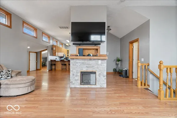 $475,000 | 10280 West 300 South, Parker City, IN 47368