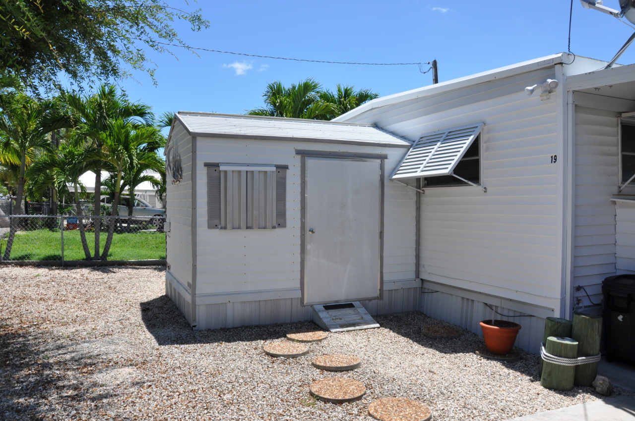 19 Swallow Road Key Largo, FL 33037 - Photo 2 of 15 Large Shed