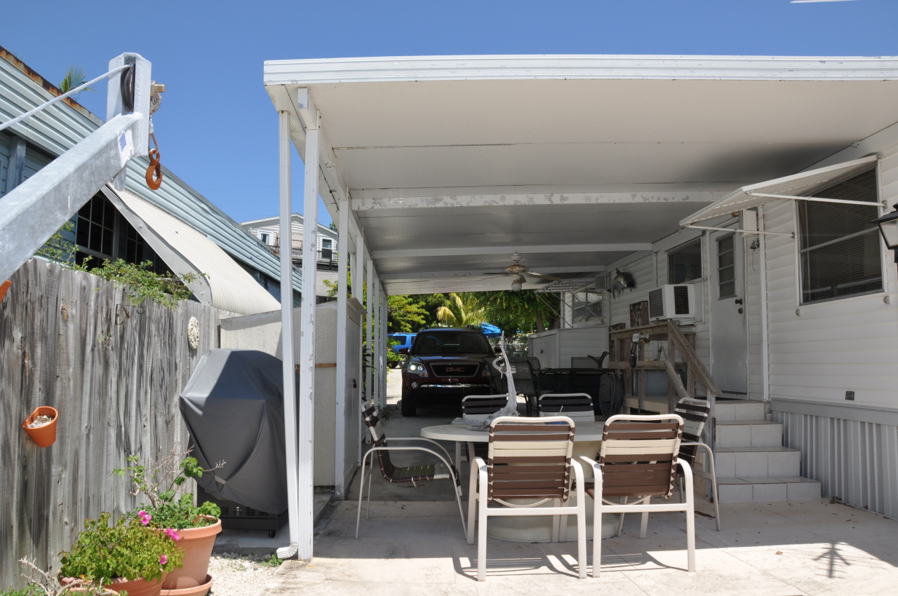 19 Swallow Road Key Largo, FL 33037 - Photo 6 of 15 Covered Parking View 2