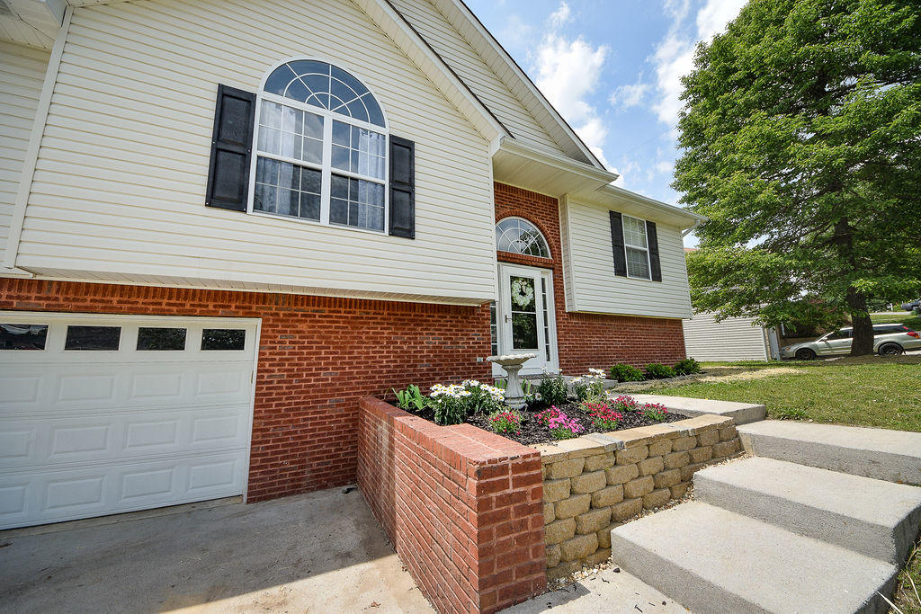 10142 Fielding Road Ooltewah, TN 37363 - Photo 5 of 39 DSC_2021