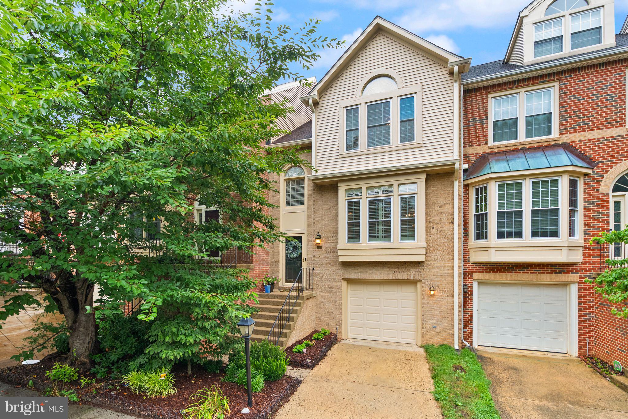 3855 Inverness Road Fairfax, VA 22033 - Photo 2 of 87